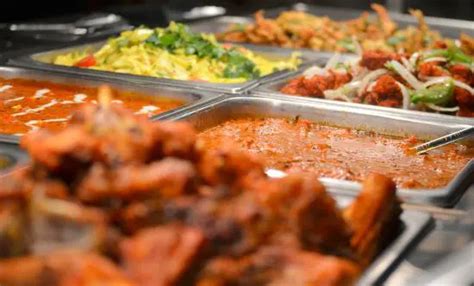 Indian food catering - All orders are packaged in catering foil trays (recyclable and ovenable). Serving up to 8 portions or 10 party pot portions (available at a small extra cost). Delivery and collection available from our stores. Free delivery on orders over €150. Professional chafing dishes available to use for larger orders depending on your selection.